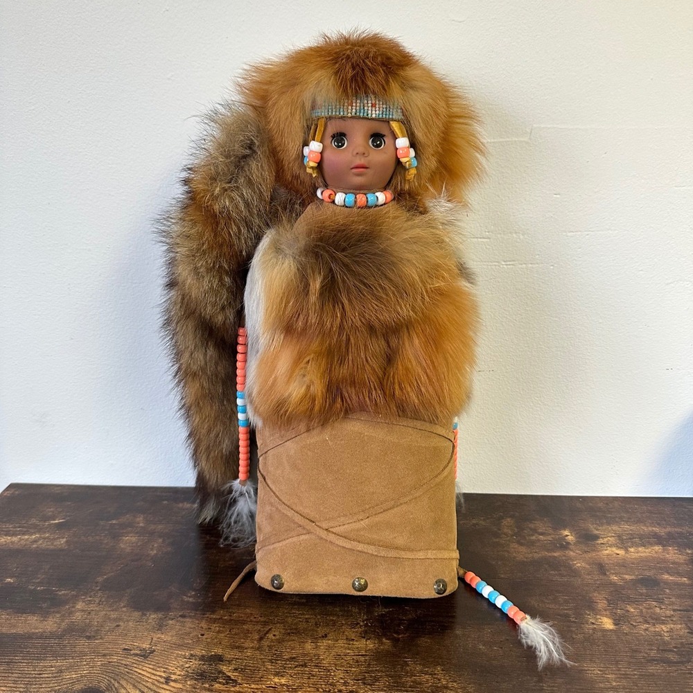 Heather Healey 2000 Red Fox Fur Alaskan Doll Suede Beaded Handmade 15‎ inch